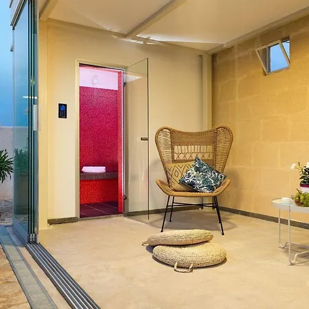 Composed By Spacious And Elegant See View Suites With Garden فيلة