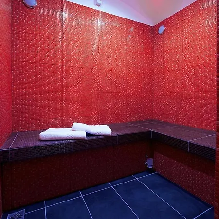 فيلة Composed By Spacious And Elegant See View Suites With Garden